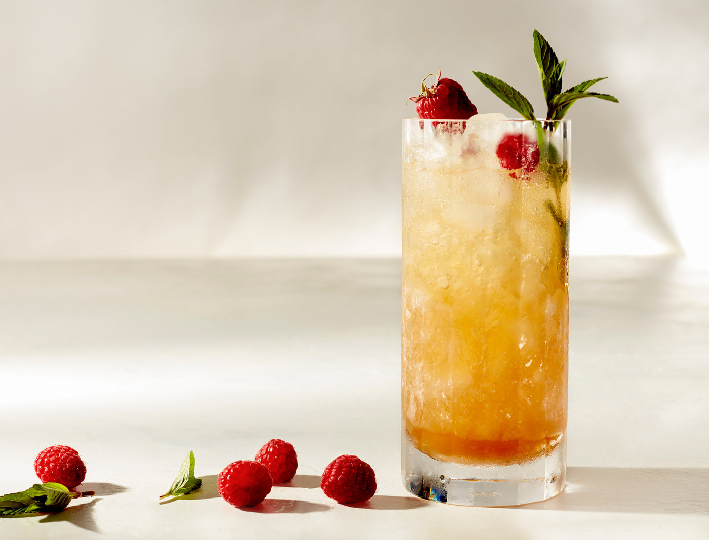 3 ly cocktail nhẹ nhàng cho những buổi trưa hè nắng nóng