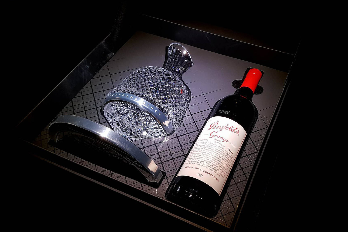 Wine’s corner: 16 chai rượu tuyệt hảo không thể bỏ lỡ năm 2020 (Kỳ 1)