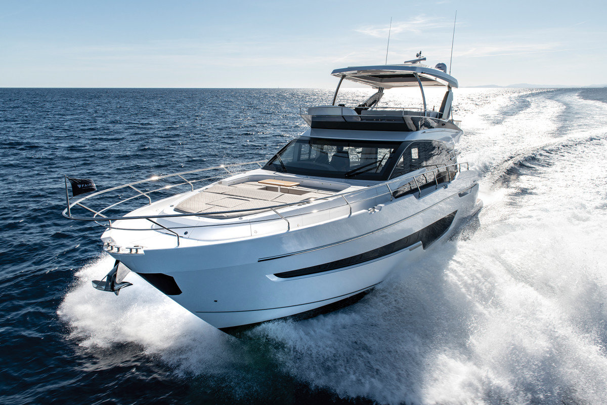 Fairline Squadron 68: sinh ra để dẫn đầu