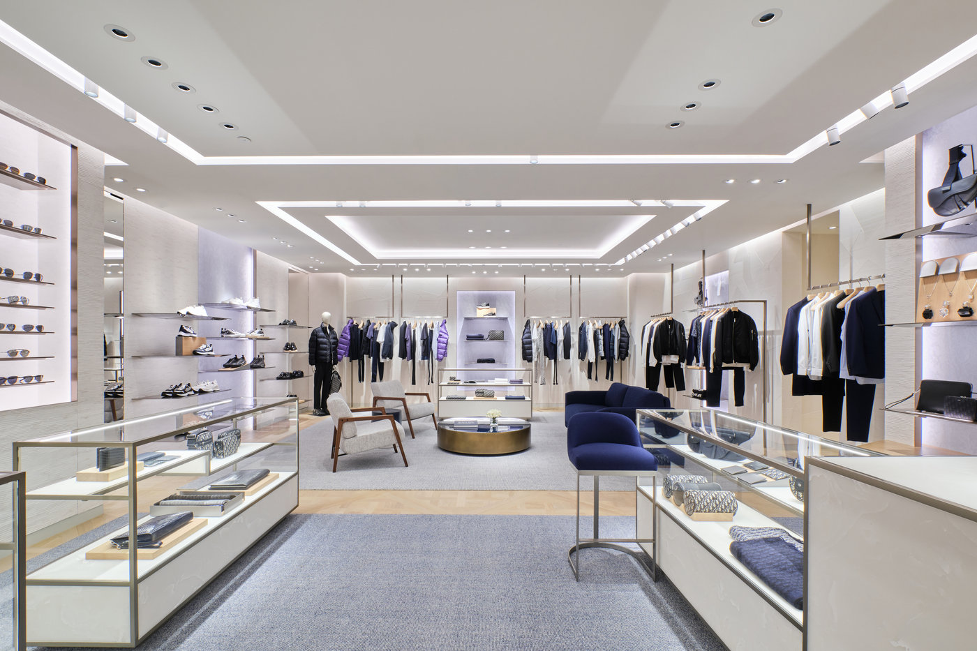 Dior chính thức khai trương showroom mới tại Hà Nội