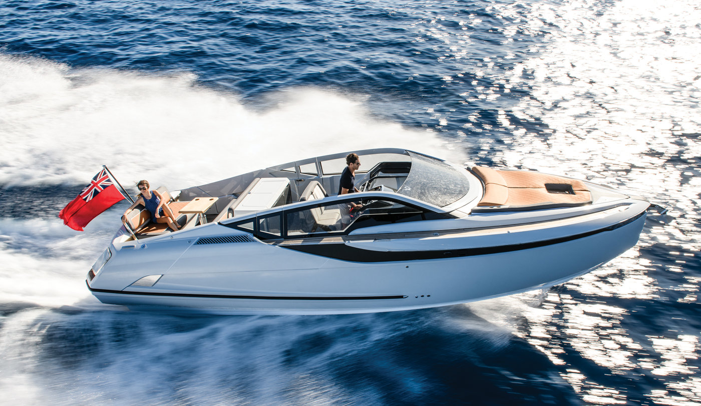 Fairline F//Line 33 – định nghĩa của sự lịch lãm và tinh tế