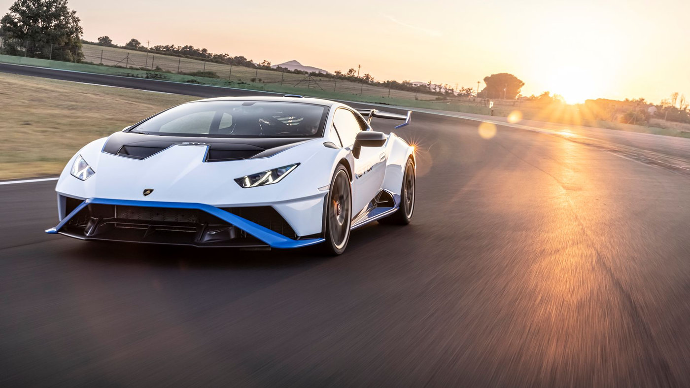 Lamborghini Huracán STO trở thành siêu sao đường đua ACI Vallelunga