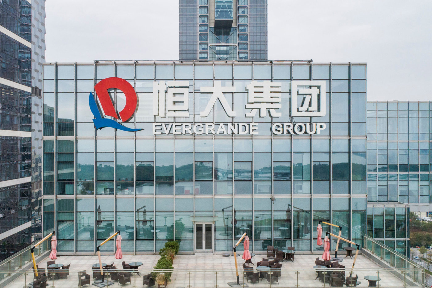 Evergrande liệu có thực sự đã huy động được đủ tiền để trả nợ kịp thời?
