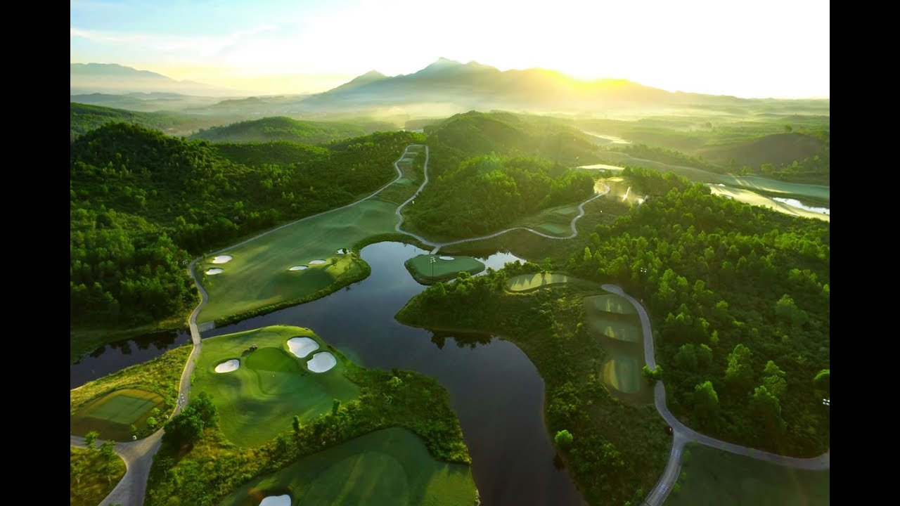 Bà Nà Hills Golf Club lập kỳ tích năm thứ 5 được công nhận là “Sân golf tốt nhất châu Á”