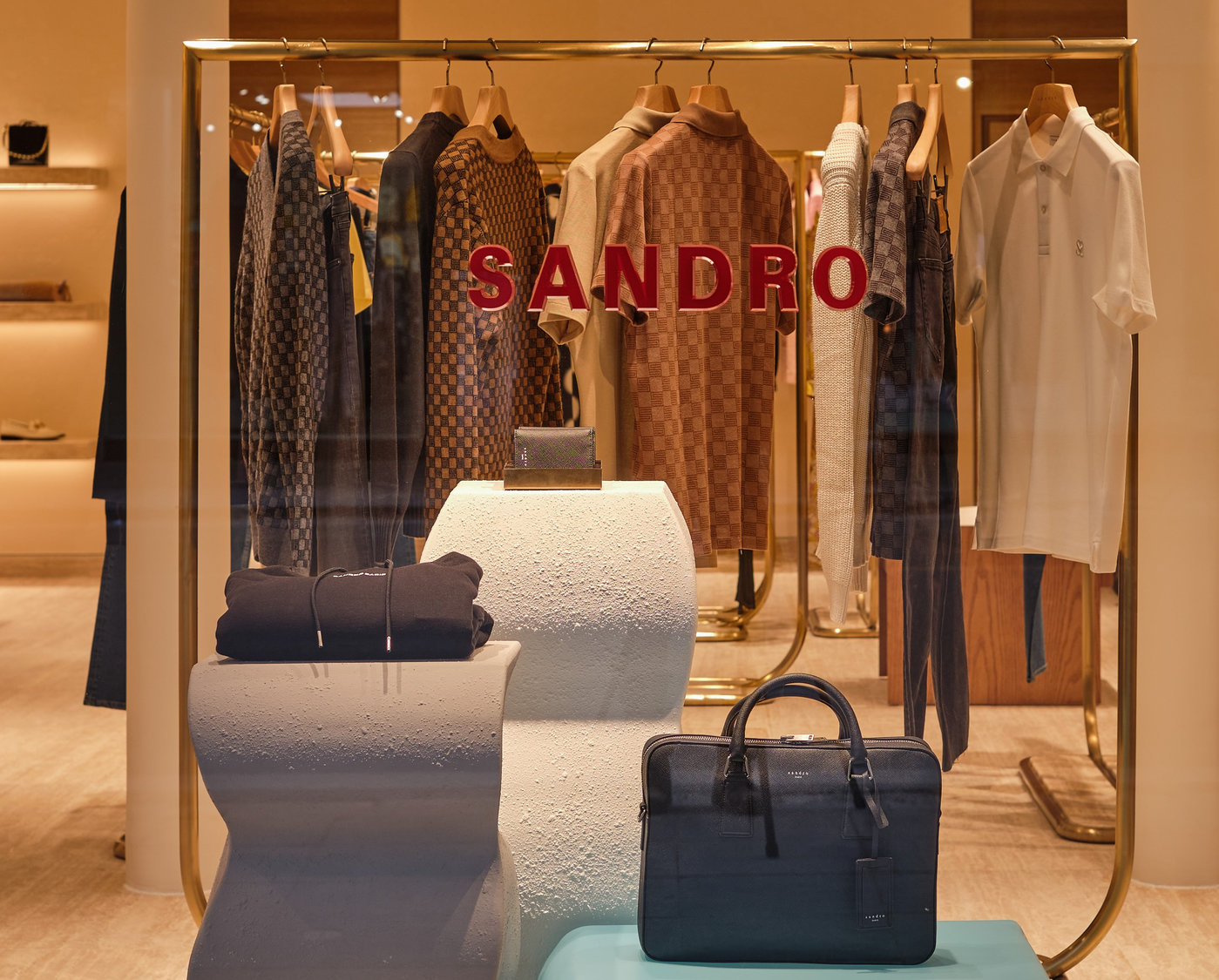 Sandro, thương hiệu thời trang cao cấp đến từ Pháp, đã chính thức có mặt tại Hà Nội