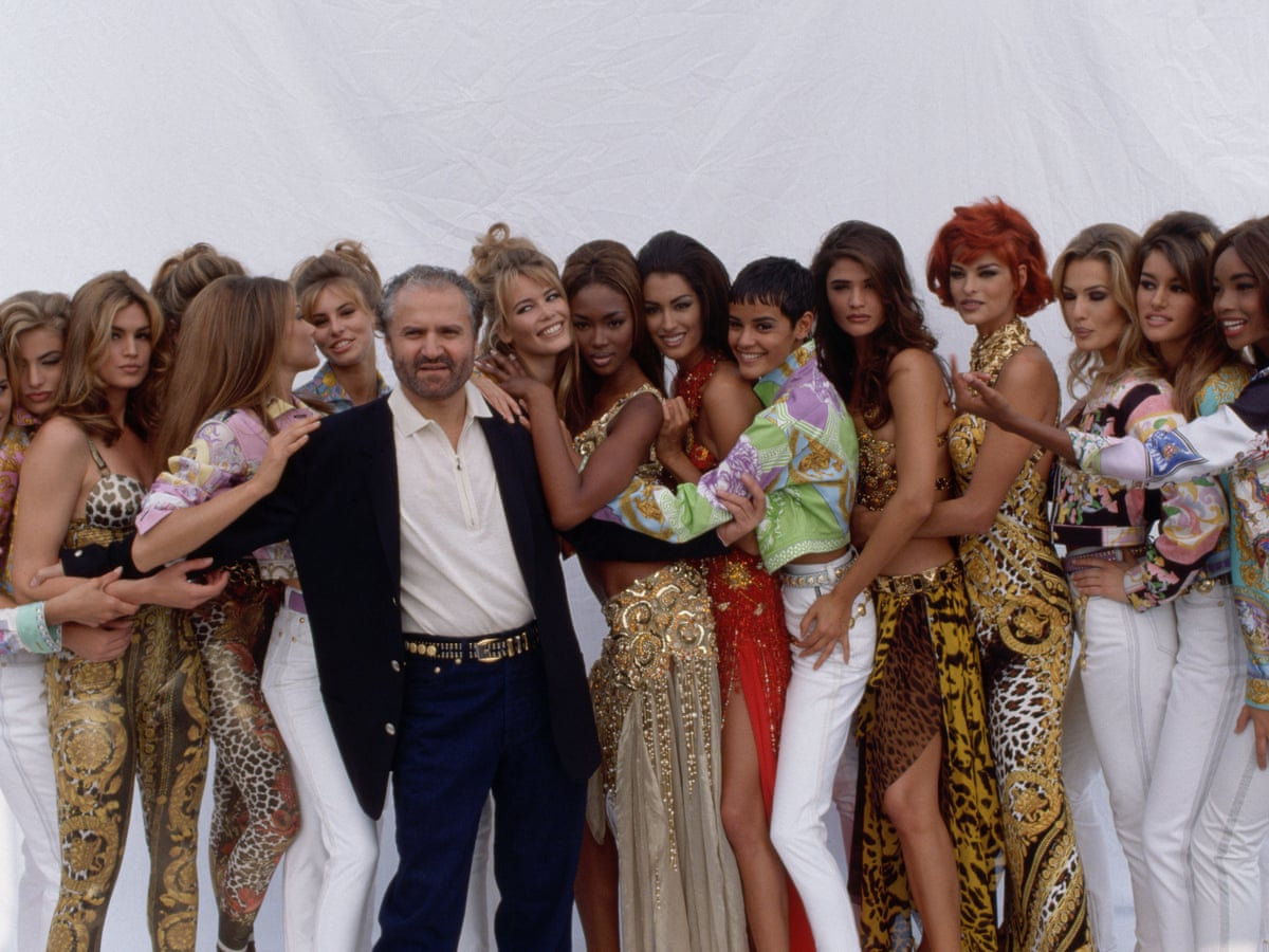 Gianni Versace: "Ông hoàng" làng mốt Ý, người tạo nên vẻ đẹp nhục cảm của thời trang