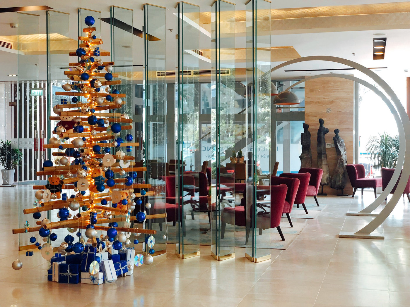 Cùng người thương yêu đắm mình trong Đại tiệc giáng sinh tại Novotel Suites Hanoi