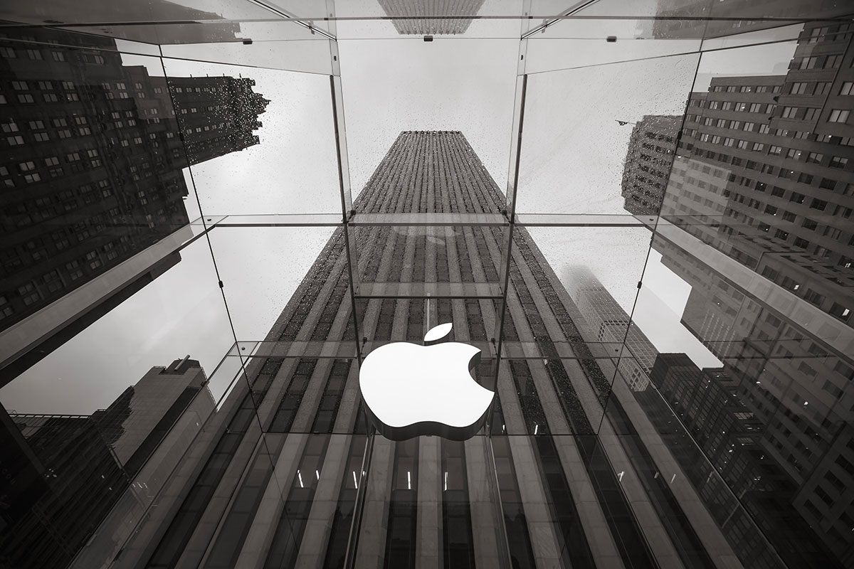 Apple (AAPL) đã trở thành công ty trị giá 3 nghìn tỷ đô la đầu tiên trên thế giới