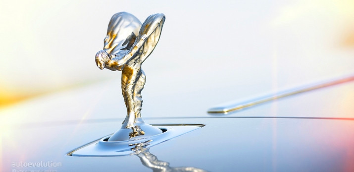 2021 là một năm khó khăn, nhưng với Roll-Royce, Bentley và Lamborghini thì không