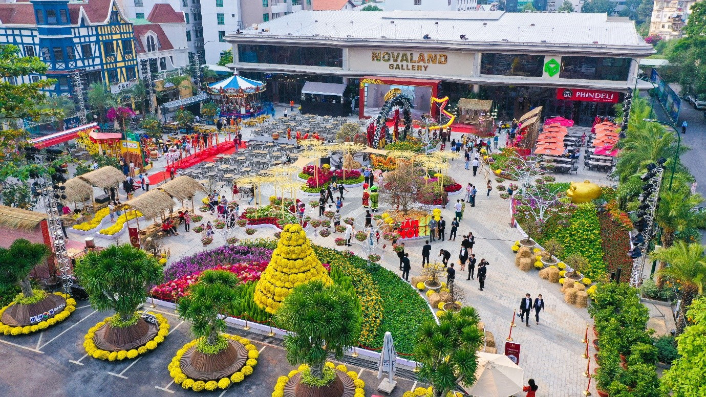 Tinh hoa của Tết cổ truyền hiện diện tại Hội hoa xuân 2022 ở Novaland Gallery