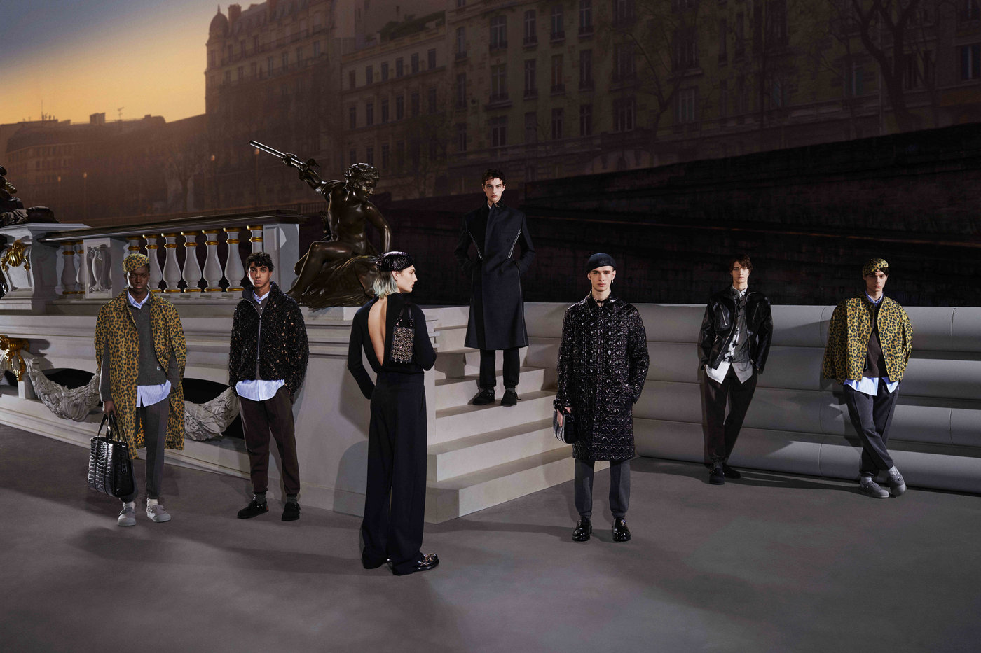 BST Dior Men Thu Đông 2022: Dấu gạch nối giữa quá khứ, hiện tại và tương lai