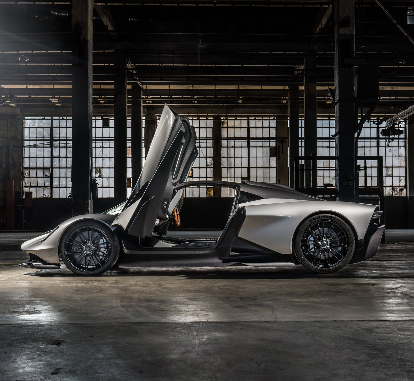 4 Siêu phẩm của Aston Martin xuất hiện trong “No time to die” có gì đặc biệt?