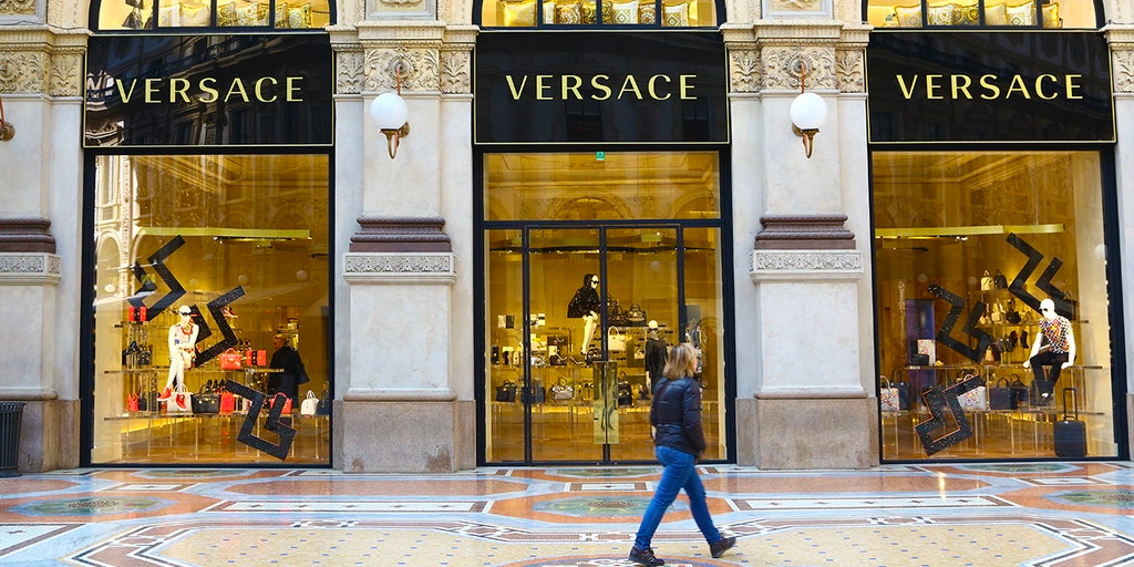 Các nhà bán lẻ lạc quan về năm 2022, sẵn sàng gia nhập vào “cuộc đua” Metaverse