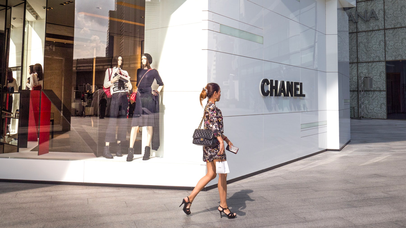 Hãng thời trang xa xỉ Chanel tăng giá sản phẩm tại thị trường châu Âu lẫn châu Á