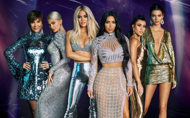 Kim Kardashian – biểu tượng thời trang của thời đại hay kẻ chơi chiêu lắm mưu nhiều kế?!