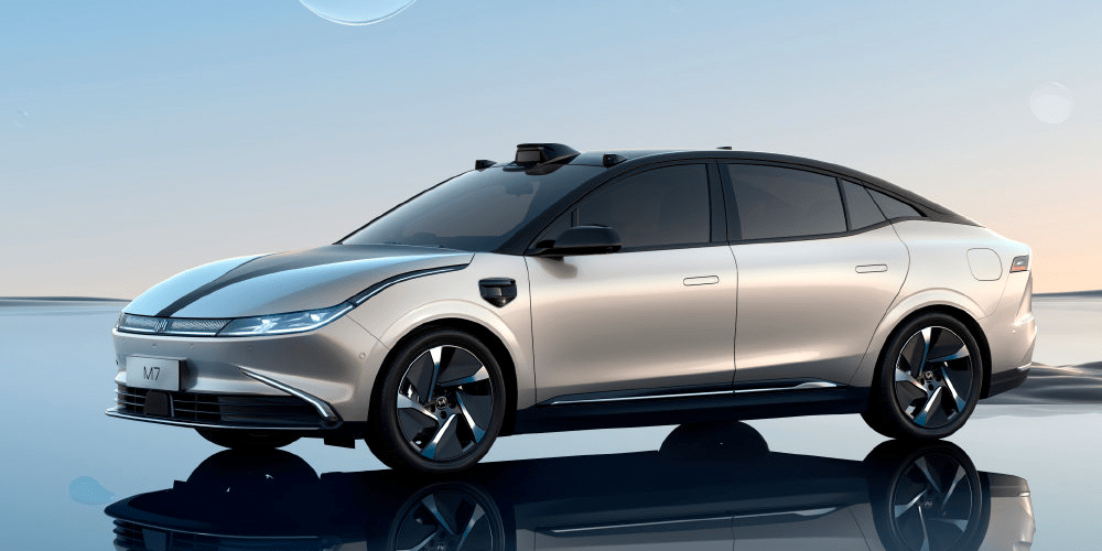 Công ty ô tô điện Trung Quốc – WM Motor niêm yết cổ phiếu tại Hong Kong