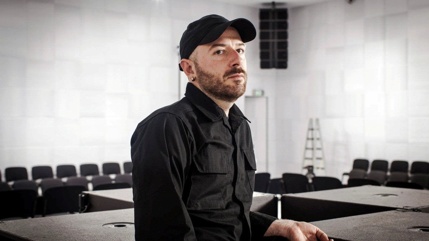 Demna Gvasalia – Gã lập dị xây dựng đế chế Streetwear Couture dị biệt