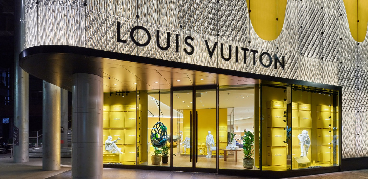 Chuyện đời như chuyện đùa: Liệu Louis Vuitton có bán hàng… giả cho khách hàng?