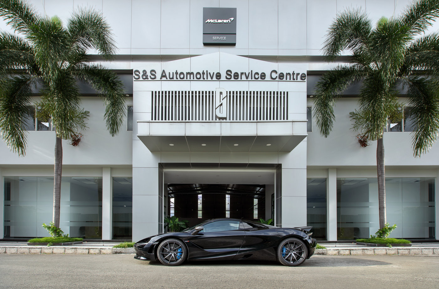 McLaren HCMC sẵn sàng dịch vụ hậu mãi tại xưởng S&S Automotive TP.HCM