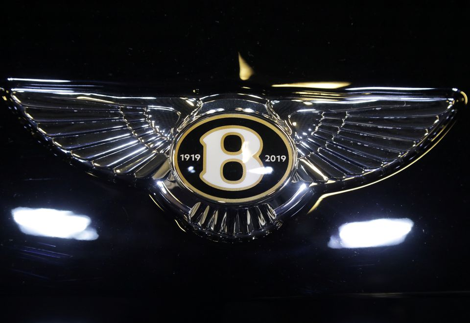 Bất chấp suy giảm nhu cầu tại Trung Quốc, Bentley vẫn lập kỷ lục doanh thu 2022