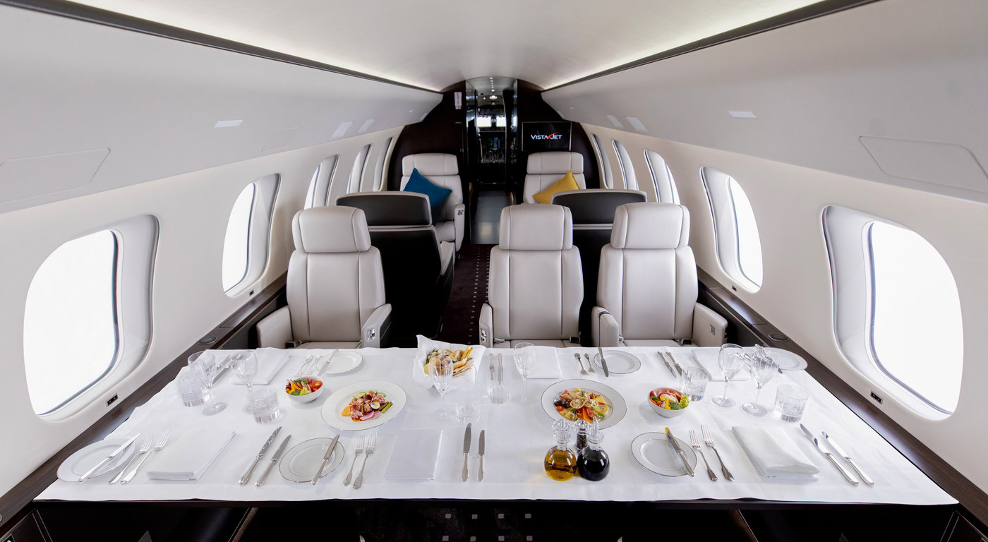 VistaJet hợp tác với Shangri-La Singapore ra mắt thực đơn Tết nguyên đán trên máy bay