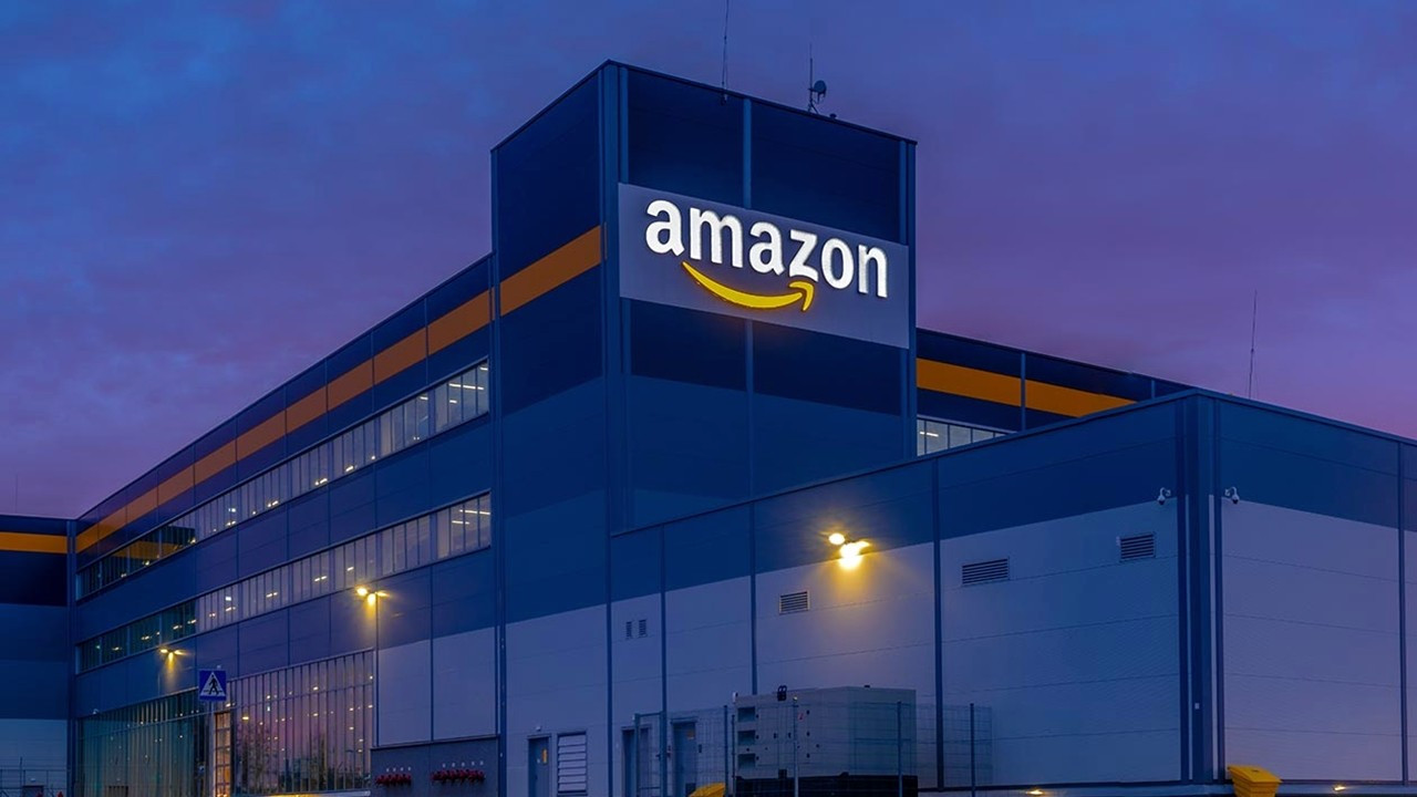 Tập đoàn Amazon đang tiến tới việc ‘đầu tư mạnh’ vào sự phát triển công nghệ AI