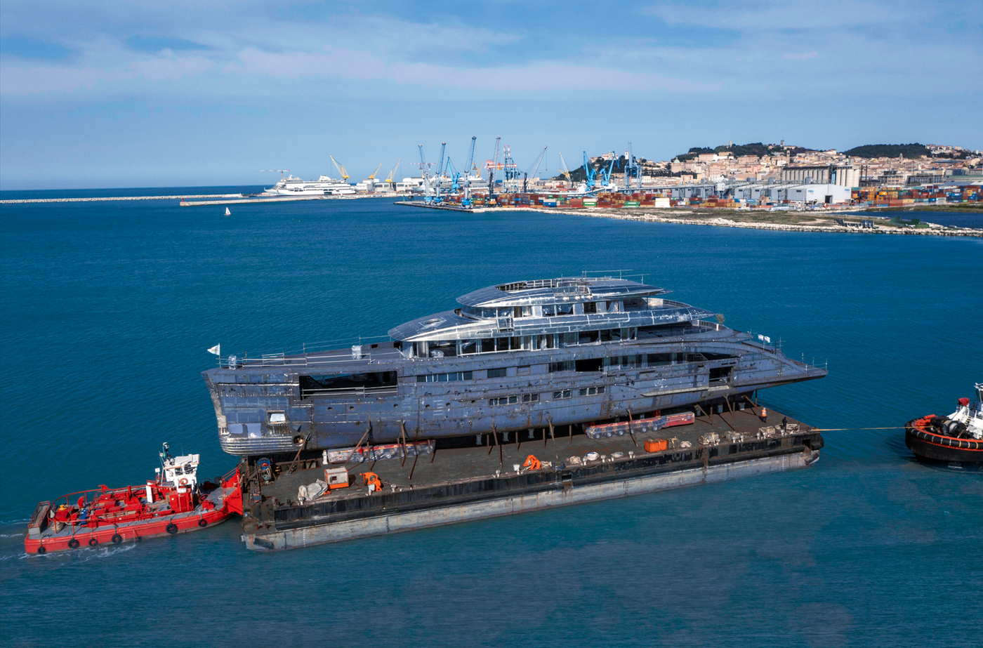Đội ngũ CRN tất bật trong dự án mới nhất – M/Y 143-Project Maranello
