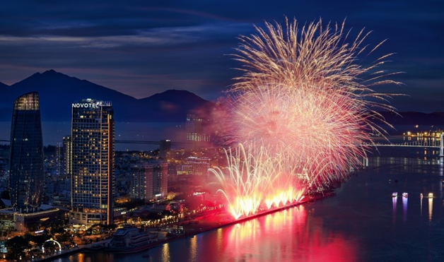 Chiêm ngưỡng vẻ đẹp rực rỡ của lễ hội pháo hoa quốc tế 2023 cùng Novotel Danang