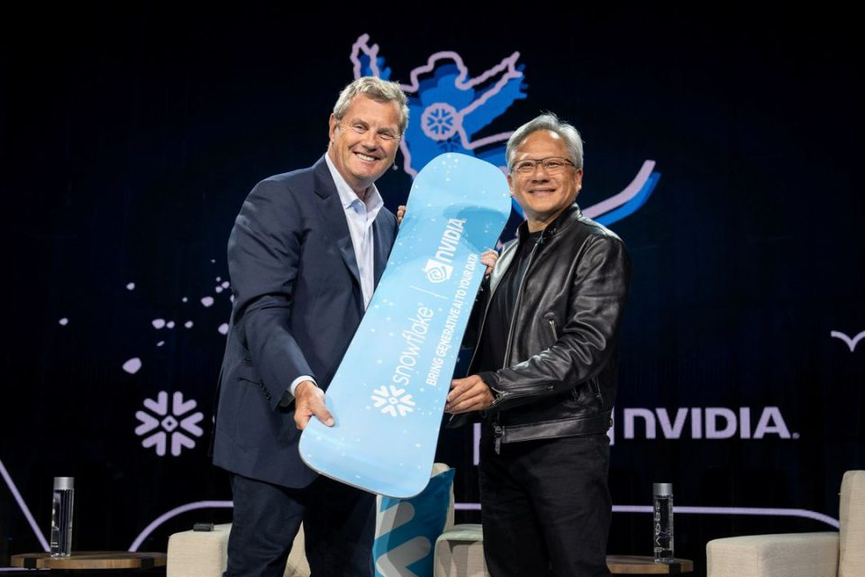 Nvidia hợp tác cùng Snowflake nhằm cung cấp khả năng phát triển mô hình AI riêng biệt