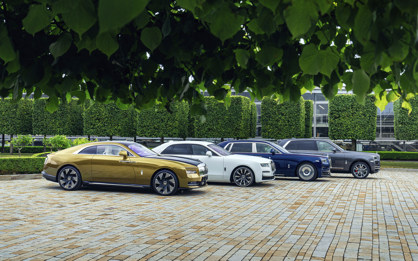 Rolls-Royce biến Festival of Speed thành sàn trình diễn những kiệt tác đương đại