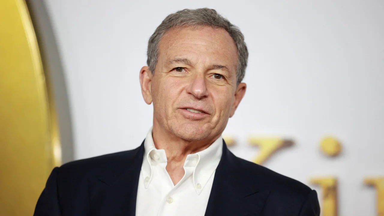 Bob Iger đồng ý gia hạn hợp đồng, tiếp tục gắn bó với Disney đến hết năm 2026