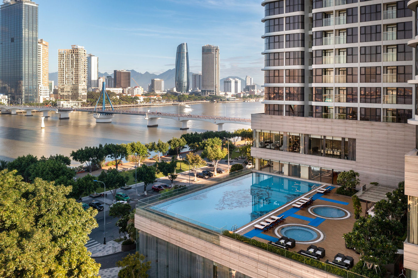Meliá Vinpearl Đà Nẵng Riverfront: Chuyển mình cùng du lịch thành phố Đà Nẵng