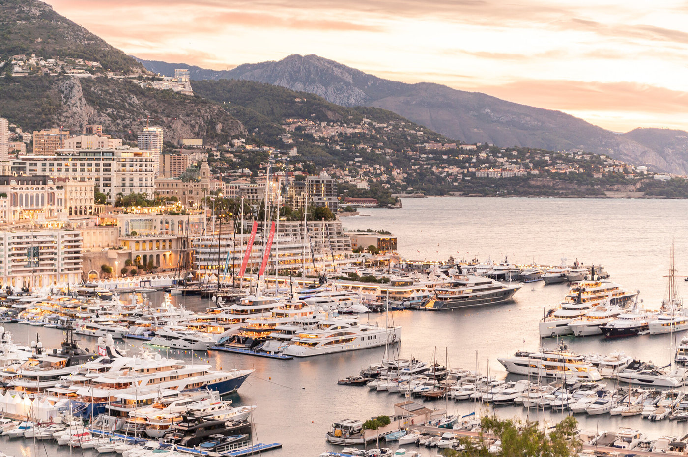 Tận hưởng niềm đam mê siêu du thuyền bất tận tại Monaco Yacht Show 2023