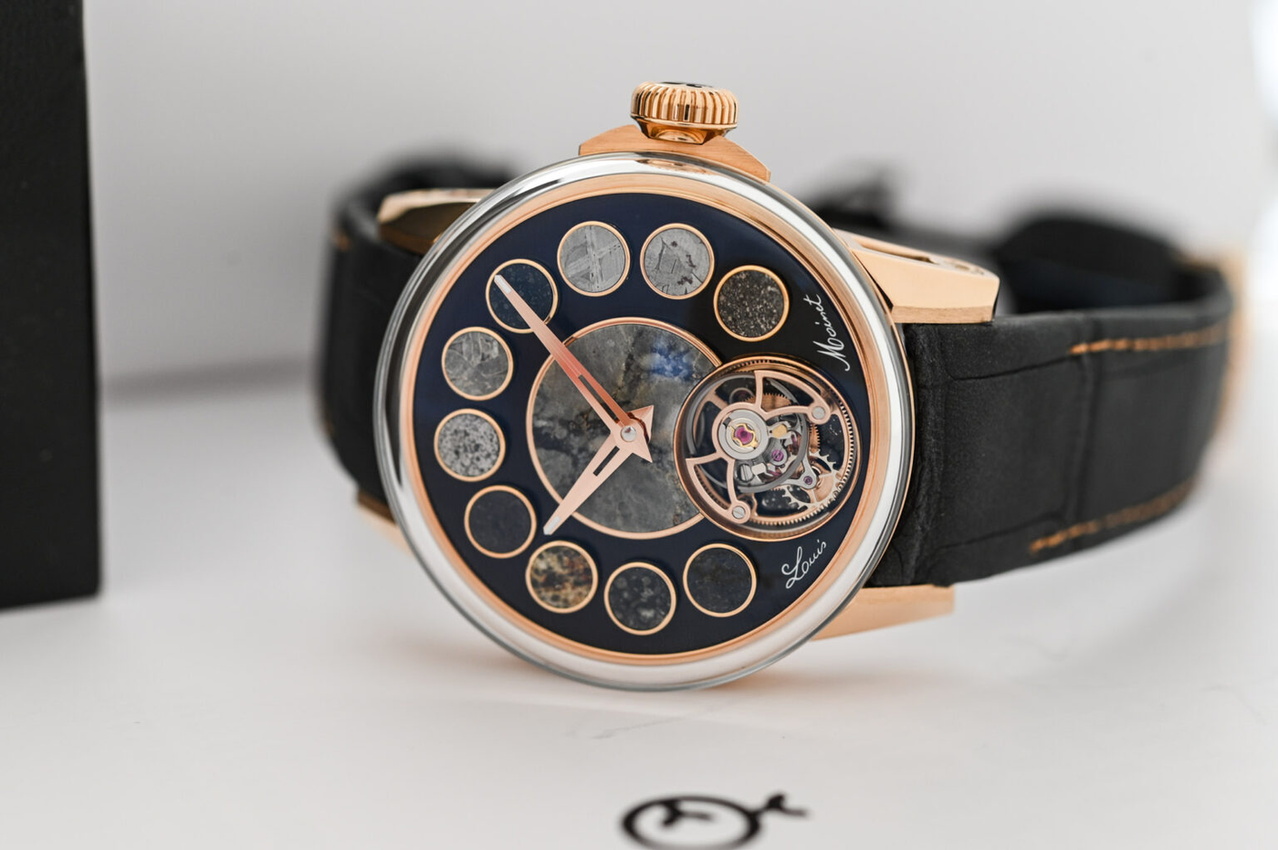 Vũ trụ trên cổ tay – tuyệt tác “Mưa thiên thạch" Cosmopolis mới từ nhà Louis Moinet