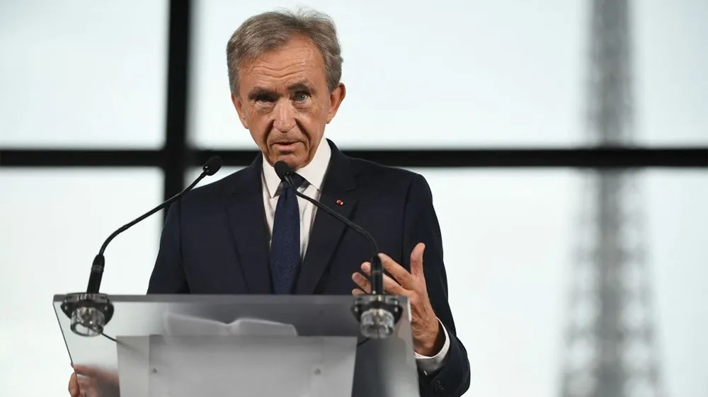 Câu trả lời đanh thép của tỷ phú Bernard Arnault trước những cáo buộc "vô lý"