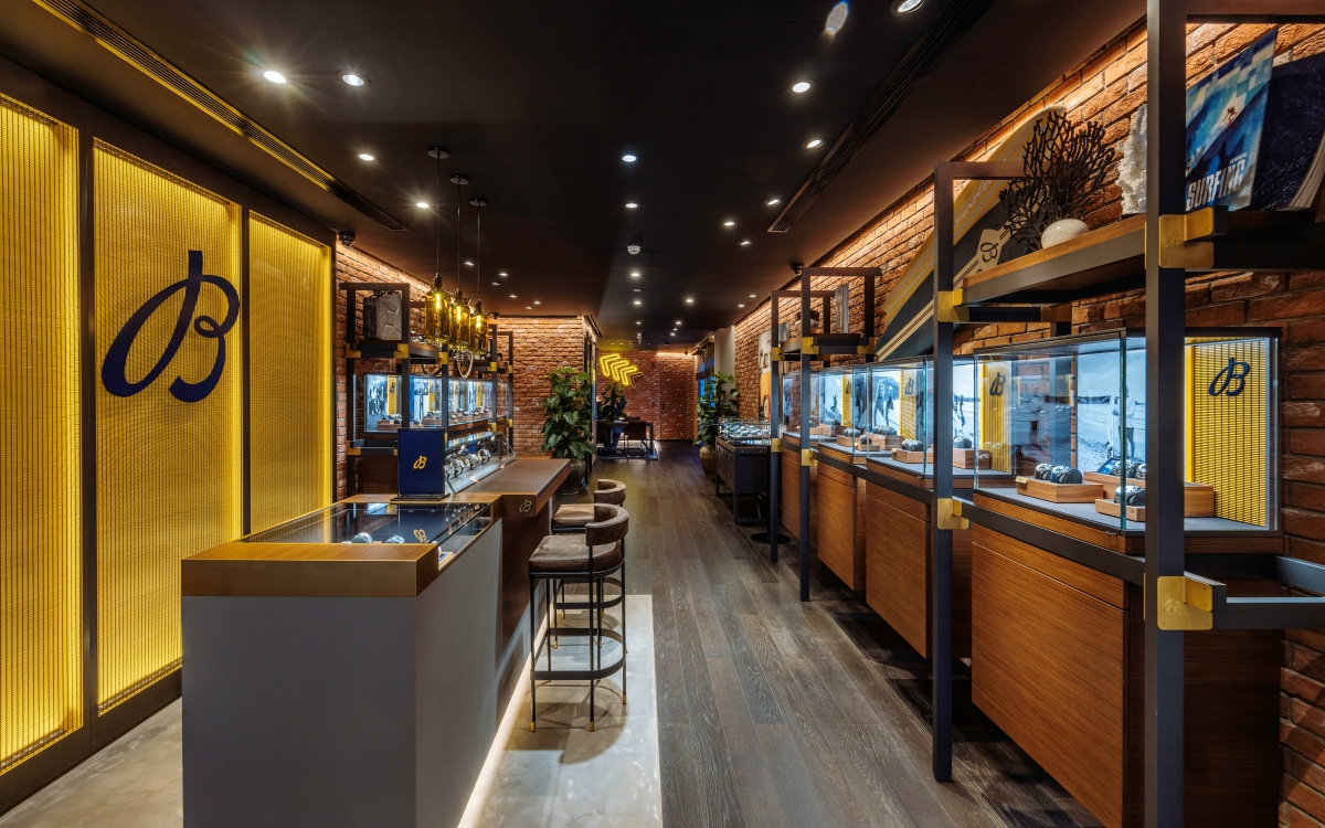 Khai trương Boutique Breitling phong cách "industrial" đầu tiên tại TP.HCM