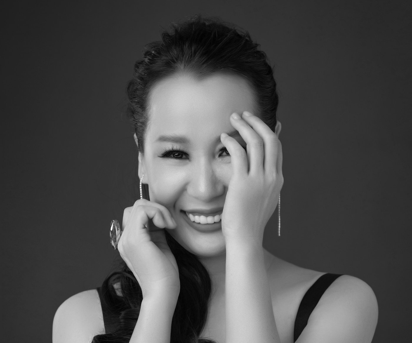 Giáng Son & album Sing My Sol: Hát lên giai điệu bằng cảm xúc nguyên bản nhất