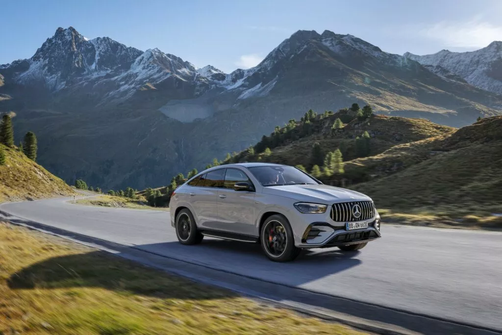 Mercedes-AMG GLE 53 2026 trang bị hệ truyền động PHEV tăng công suất thêm 107 HP