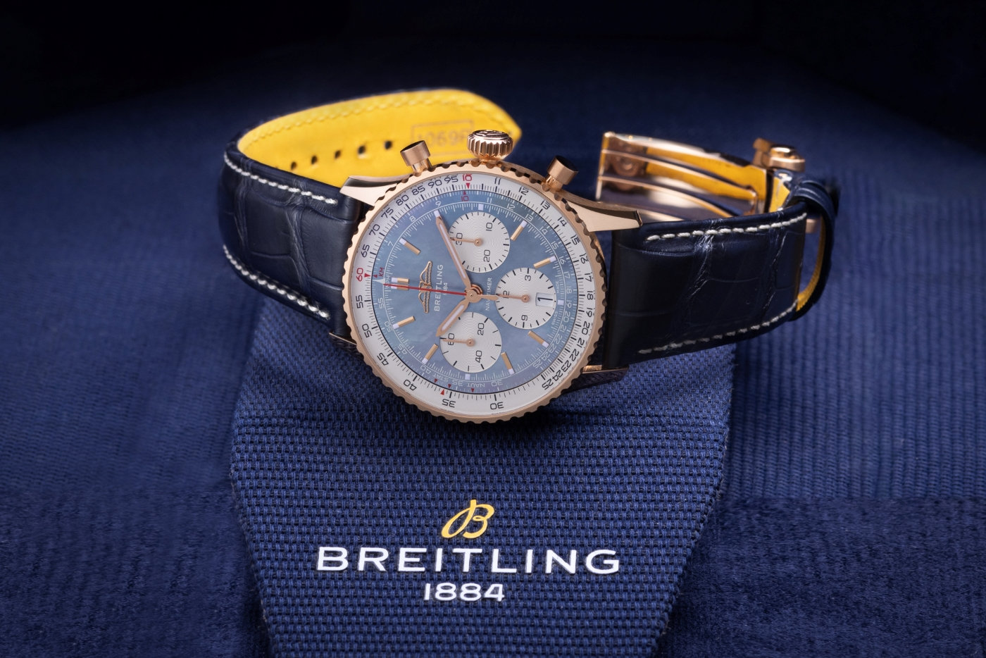 Ra mắt Breitling Navitimer B01 bản giới hạn ghi dấu 10 năm thành lập S&S Group