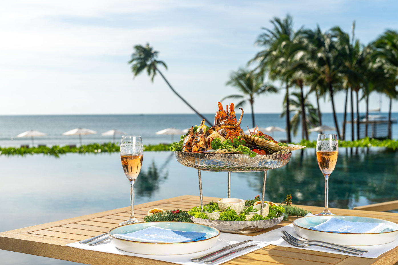 Đón mùa lễ hội bên gia đình cùng Regent Phú Quốc & Sheraton Saigon