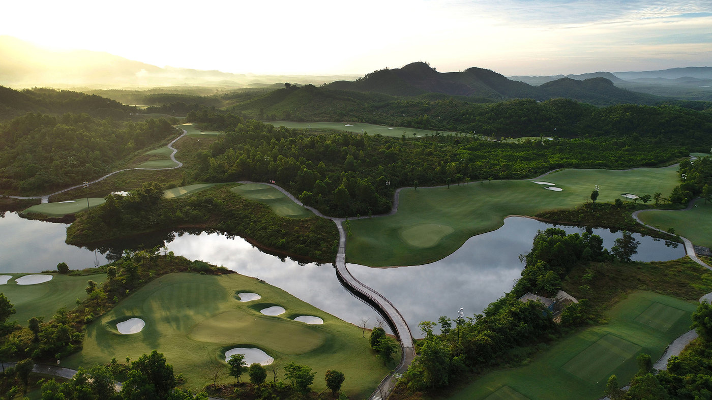 Miền Trung Việt Nam trở thành địa điểm lý tưởng quanh năm cho tín đồ golf
