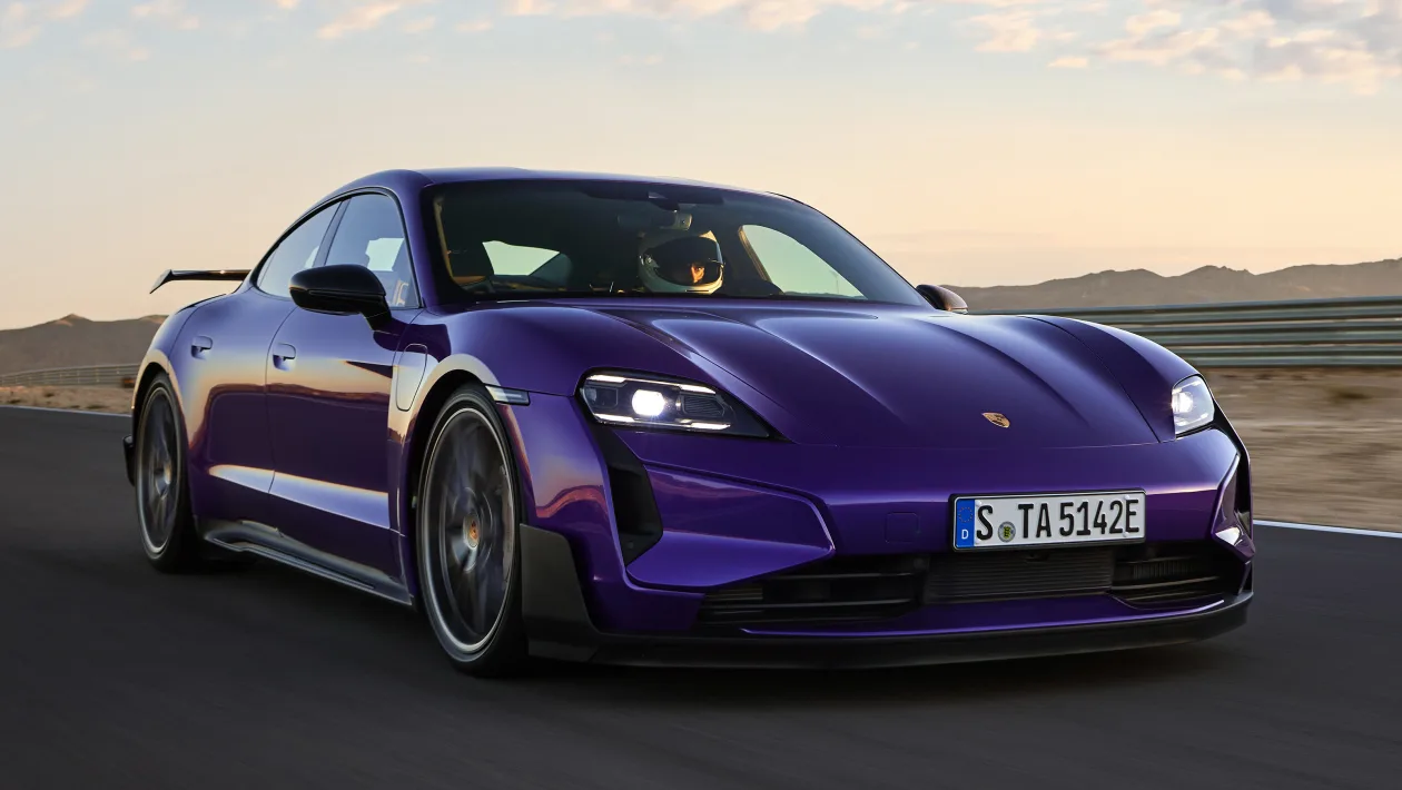 ‘Cơn lốc’ Porsche Taycan Turbo GT của làng xe điện: 2,2 giây tăng tốc từ 0-100 km/h
