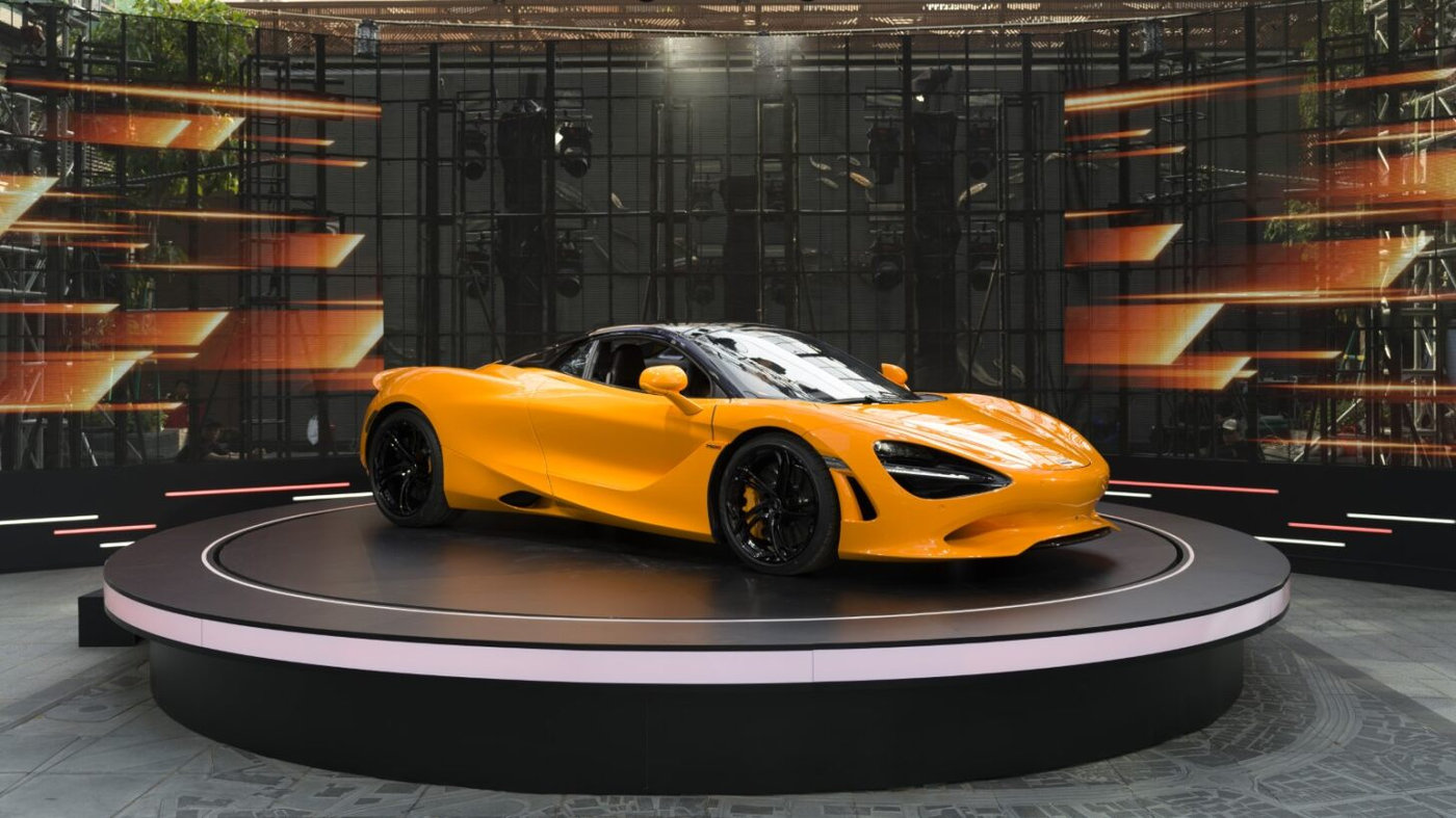 Ra mắt McLaren 750S với hiệu suất siêu xe đỉnh cao & cảm giác sau vô-lăng phấn khích