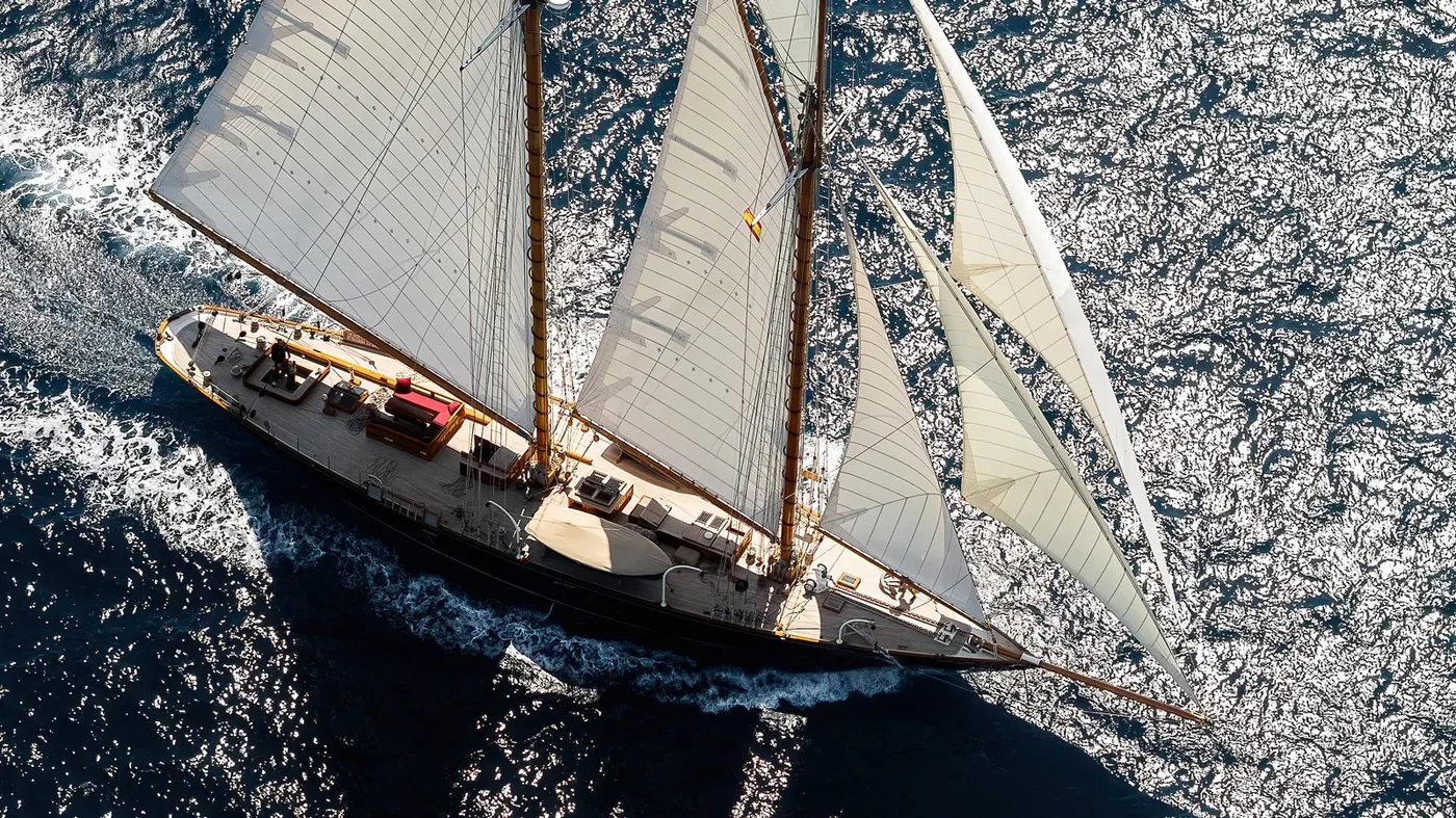 Herreshoff Mariette – chiếc thuyền buồm cổ điển hiếm có từ 1915 tái xuất biển khơi