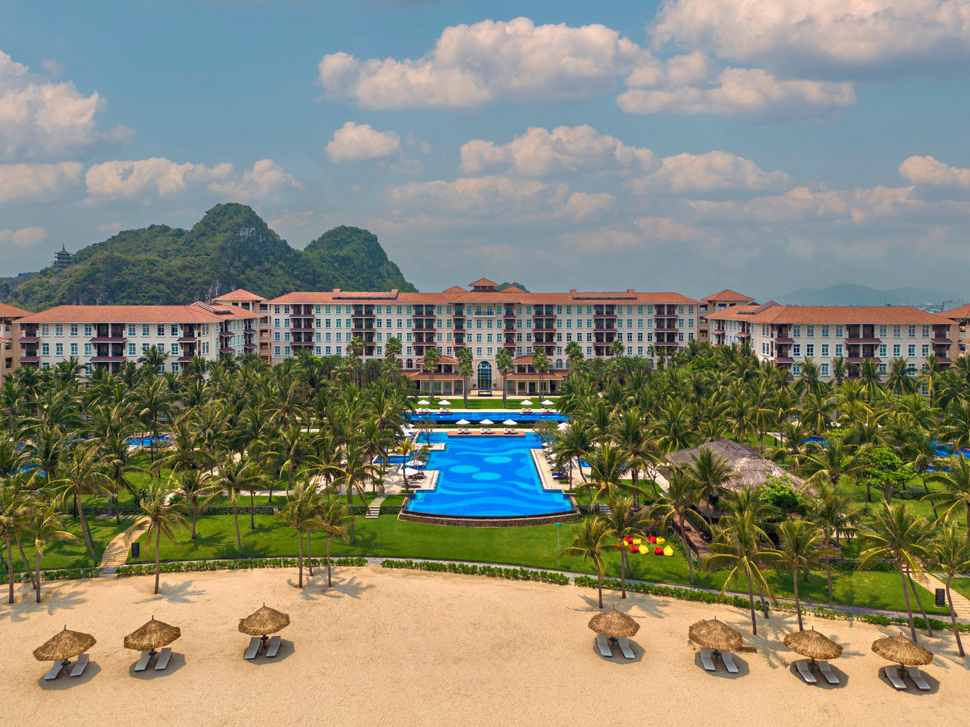 Mùa hè rực rỡ và thong dong tại “thiên đường nhiệt đới” Danang Marriott Resort & Spa