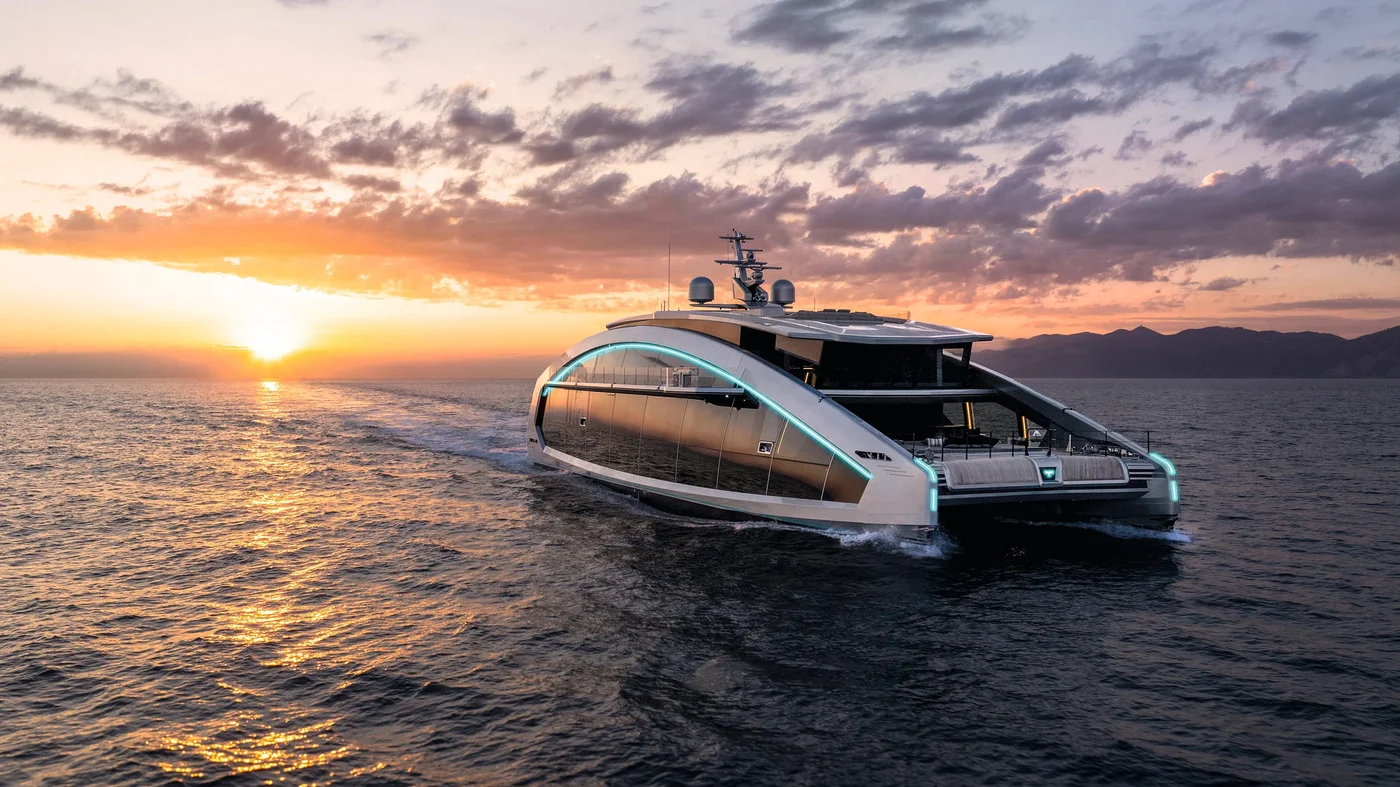 Hòa mình vào không gian tương lai của "This Is It" – siêu  Catamaran 43,5 mét