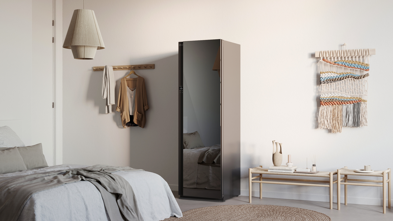 "Chăm tiện, diện kiêu hãnh" cùng LG Styler mới – Bí quyết chăm sóc quần áo đột phá