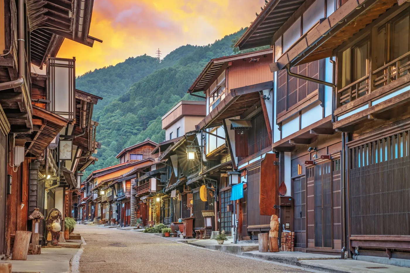 Top 7 thành phố khiến bạn phải trầm trồ: Vừa bí ẩn, cổ kính, lại đẹp đến ngỡ ngàng