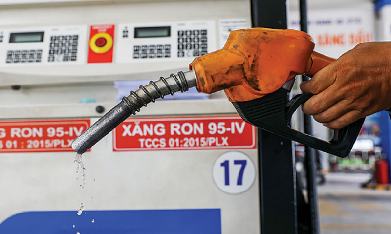 Bộ Tài chính đề xuất giảm 50% thuế bảo vệ môi trường trong năm 2025 đối với xăng