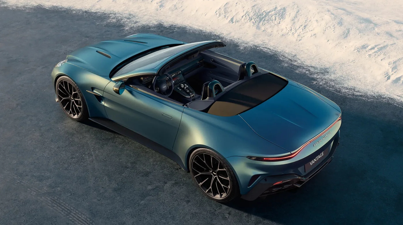 Aston Martin giới thiệu mẫu Vantage Roadster mới – Siêu xe mui trần mạnh 665 mã lực